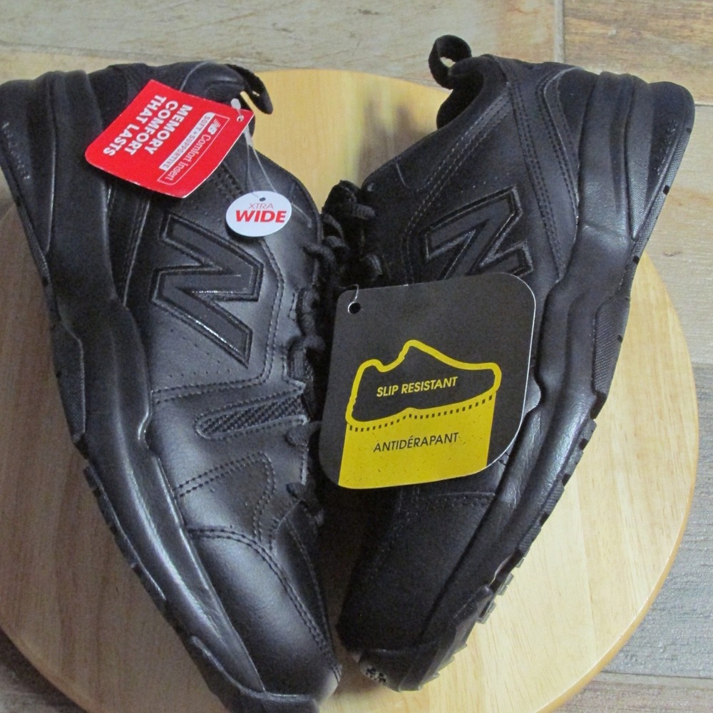 New Balance 608v5 Cross Training Shoes Mens 9.5 4E Black Slip Resistant MX608AB5